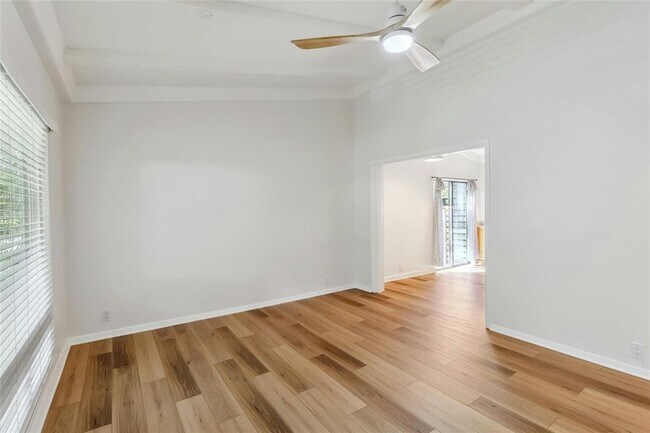 Foto del edificio - 96 Woodcreek Dr