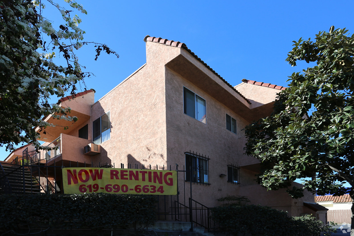 Primary Photo - Casa Maria Apartments