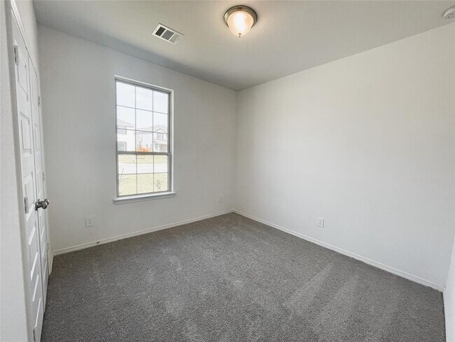 Building Photo - 9695 Caney Trails Rd