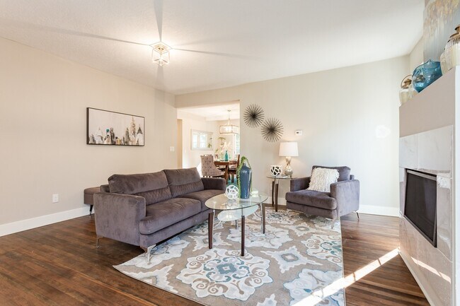 Foto del edificio - Gorgeous Lake Oswego Remodeled Cottage