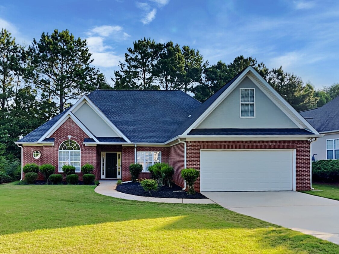 Foto principal - 234 Yardsley Dr