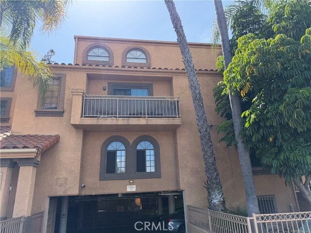 Building Photo - 1509 Stanley Ave