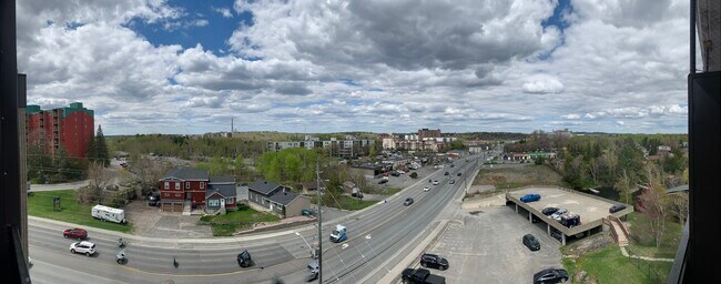 Photo du bâtiment - Point Of View Apartments