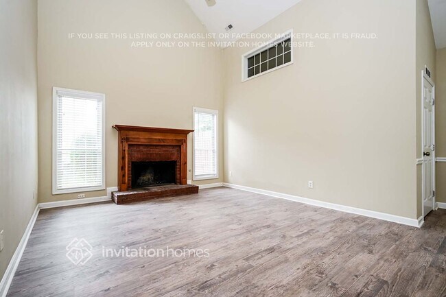 Building Photo - 105 Whiddon Dr