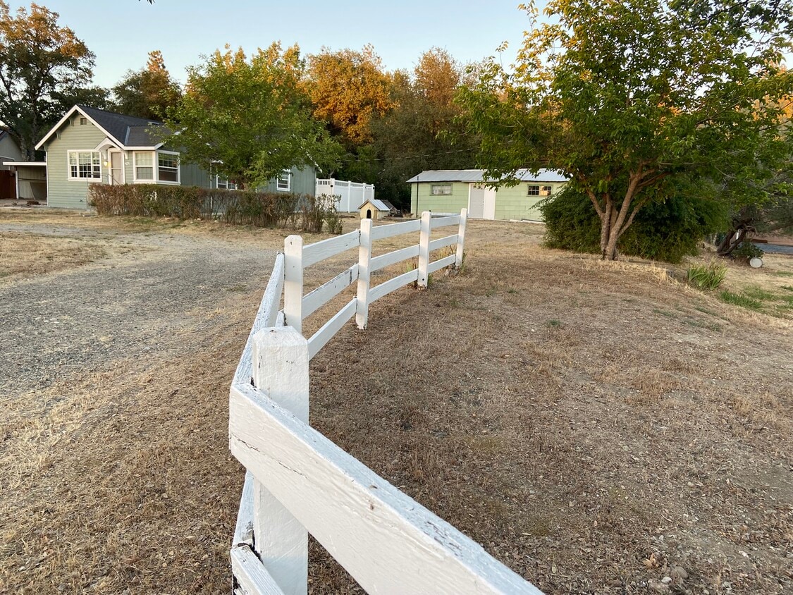 4271 Fowler Ln, Diamond Springs, CA 95619 House Rental in Diamond