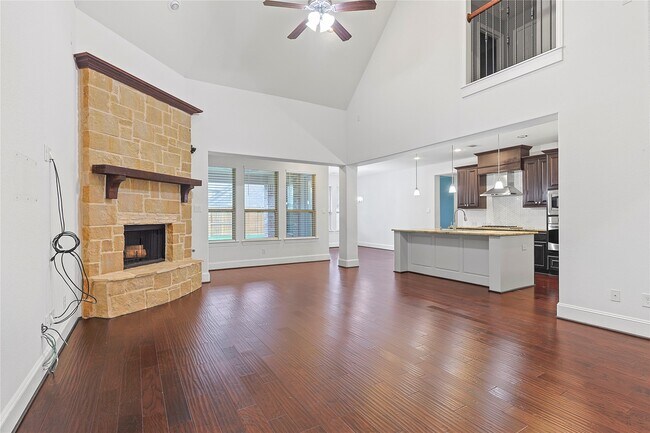 Foto del edificio - 5919 Solara Ledge Ln