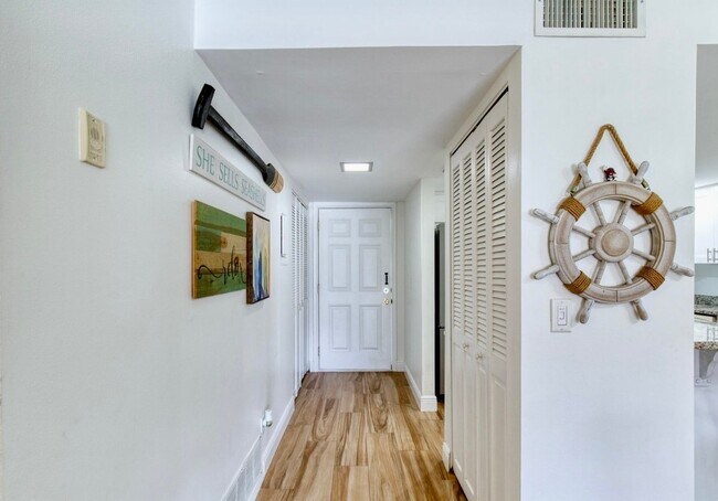 Foto del edificio - 2100 Ocean Shore Blvd