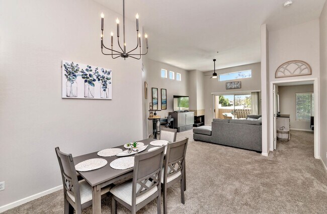 Foto del edificio - Rates Vary: $2,495 - $4,995