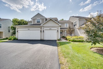 Building Photo - 2855 Vernal Ln