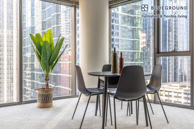 Foto del edificio - 210 N Wells St