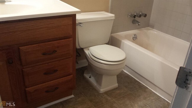 Foto del edificio - 125 Tiburon Ct