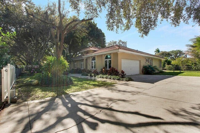 Foto del edificio - 13550 SW 82nd Ave