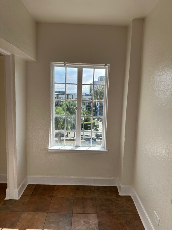 Foto del edificio - 1922 Highland Ave