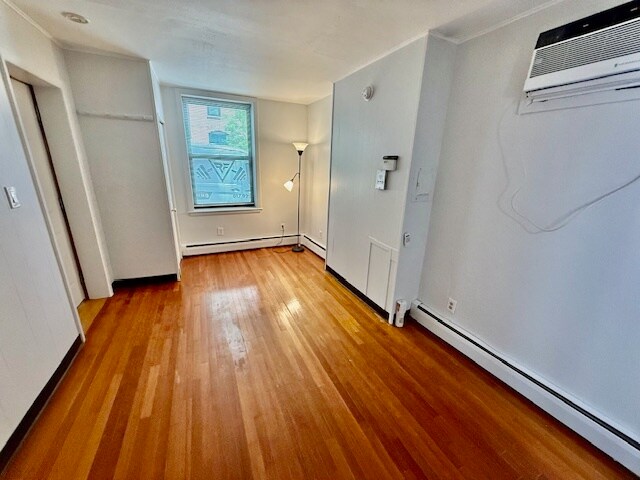 Foto del edificio - 436 Commercial Street