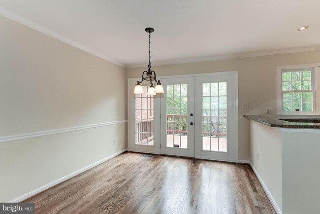 Foto del edificio - 1264 Quaker Hill Dr
