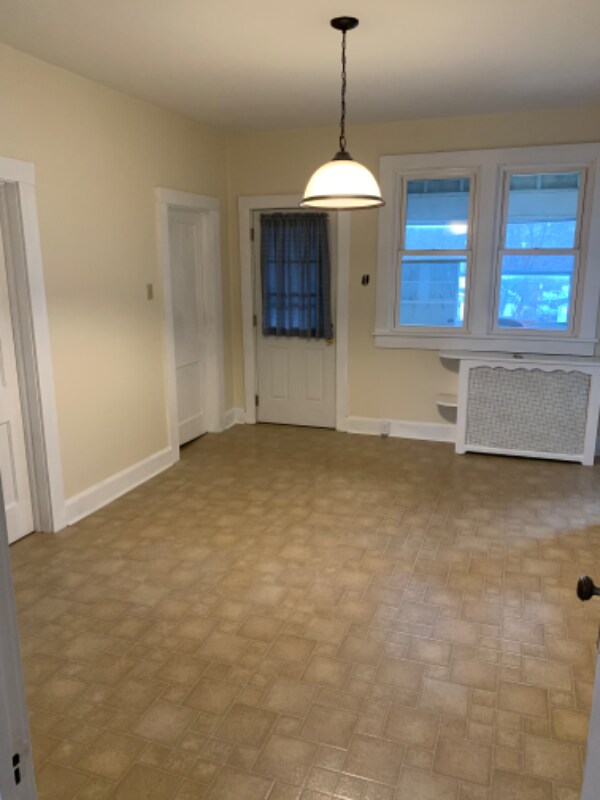 Building Photo - 966 Ridge Ave