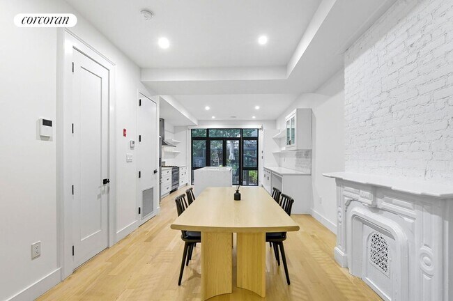 Foto del edificio - 140 Woodbine St