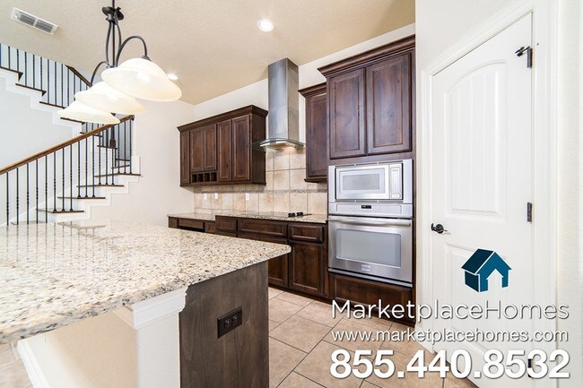 Foto del edificio - 5925 Whitby Rd