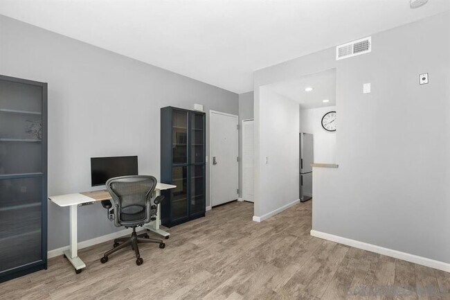 Building Photo - 701 Kettner Blvd