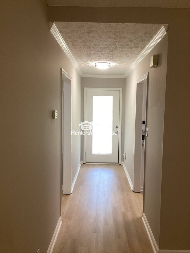 Foto del edificio - 960 Garner Spring Ln