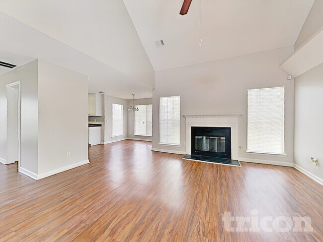 Foto del edificio - 105 River View Ct