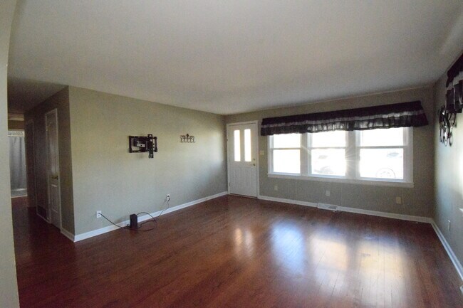 Foto del edificio - 477 W Spring St