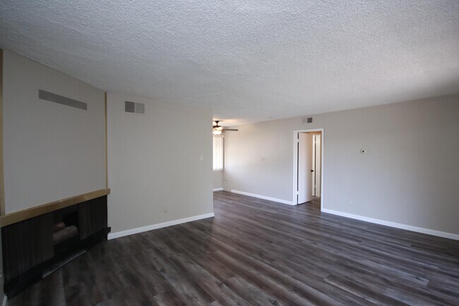 Foto del edificio - 1117 S Stoneman Ave