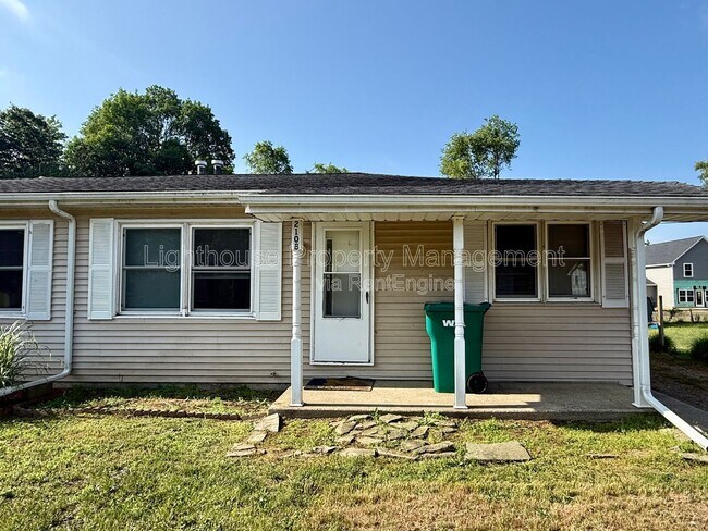 Foto del edificio - 2108 Woodbine Ave