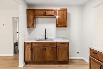 Building Photo - 1127 Harris Way