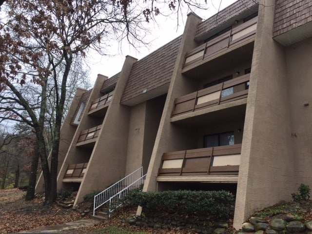 Building Photo - 915 Seminole Drive # 21 Chattanooga
