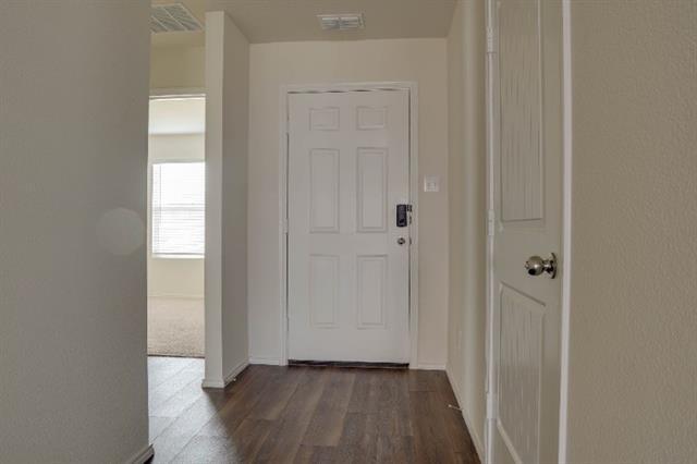 Building Photo - 1420 Southwell Dr
