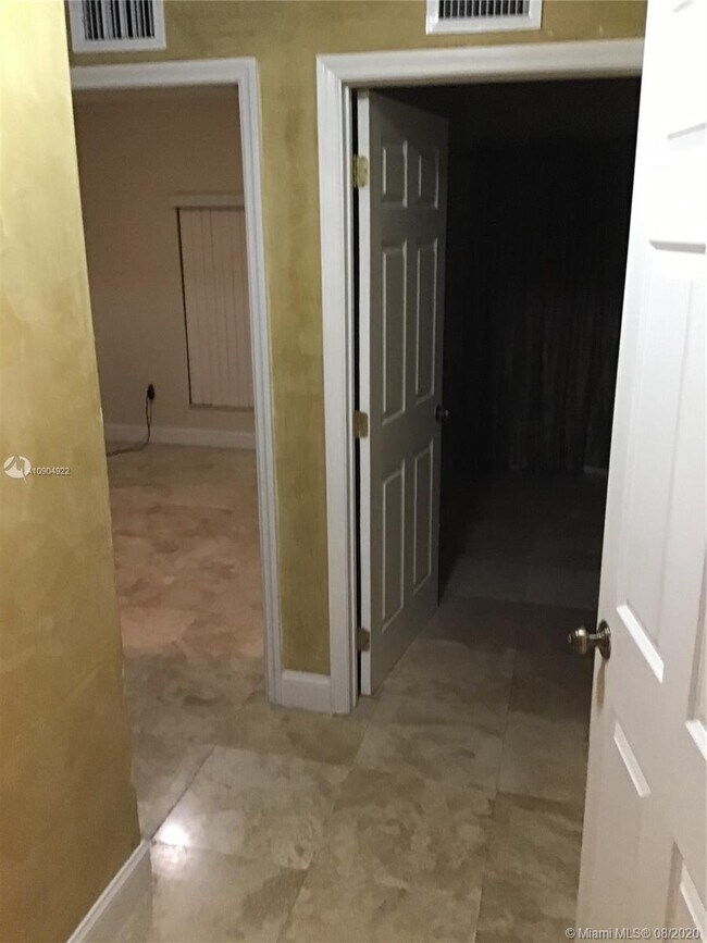 Foto del edificio - 13025 SW 107th Terrace