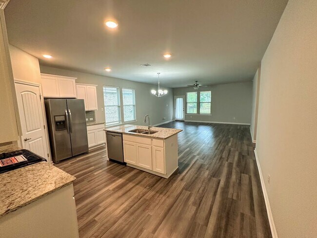 Foto del edificio - Stunning 4-Bedroom Home in Sawgrass at Wes...