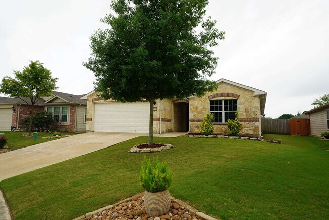 Foto del edificio - Immaculate Rental in Schertz! Realtor Commission: $500