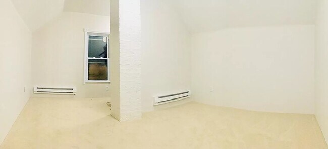 Building Photo - 76 Fowle St