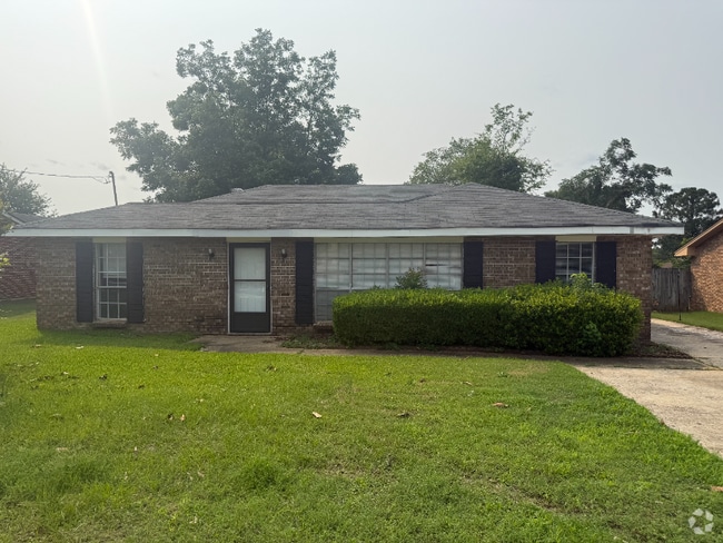 Building Photo - 2943 Alta Rd