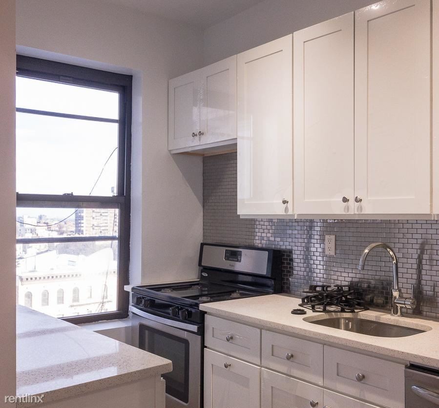 3 br, 1 bath - 436 Eastern Pkwy Apt 6A - 3 br, 1 bath  - 436 Eastern Pkwy Apt 6A