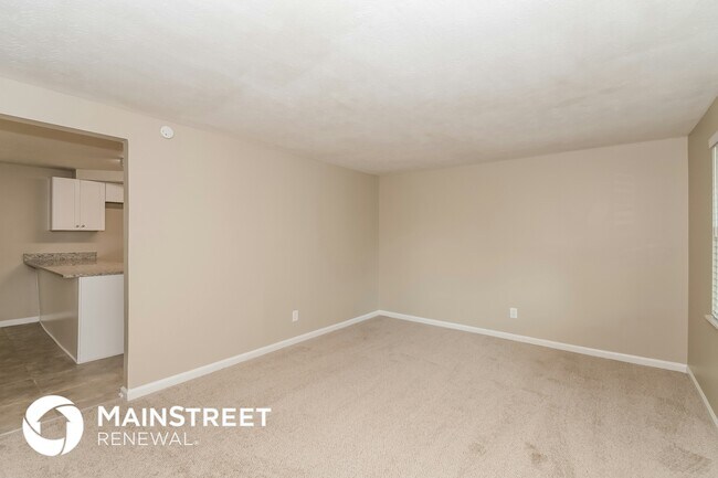 Building Photo - 6200 King Arthur Dr