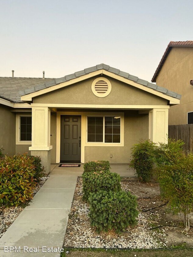 4 br, 2 bath House 6904 Trejo Dr