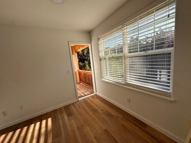 Photo - 6368 23rd Ave SW (Seattle, WA) House