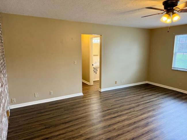 Foto del edificio - 515 Monroe Ave