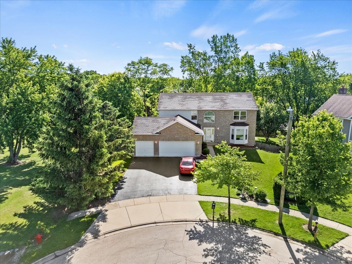 Foto principal - 1501 Tallgrass Ct