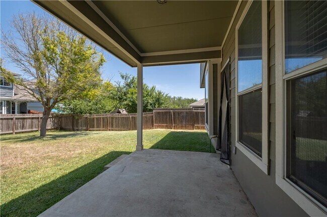 Building Photo - 1603 Kemah Dr