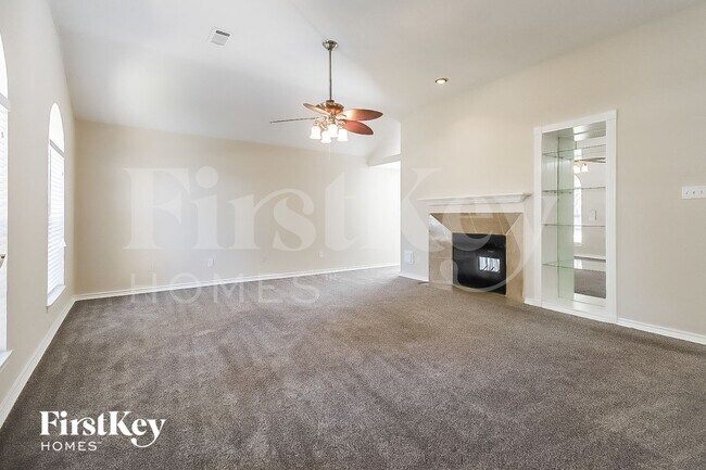 Foto del edificio - 2622 Eaglenest Ln