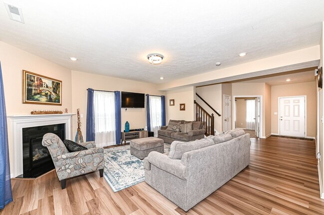 Building Photo - 16406 Taconite Dr