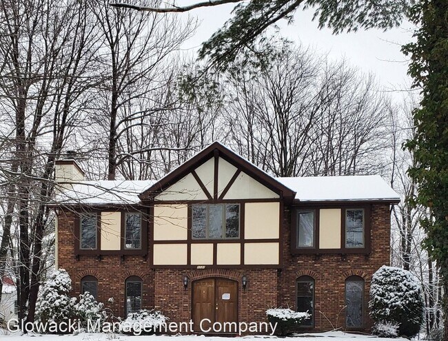 Foto del edificio - 3 br, 2 bath House - 1131 Golden Drive