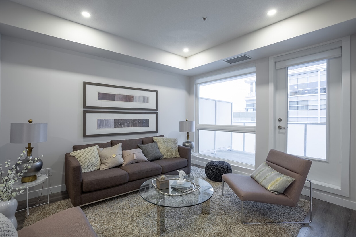 The Windsor - Britannia Block Apartments - 5112 Elbow Dr Sw Calgary, AB ...