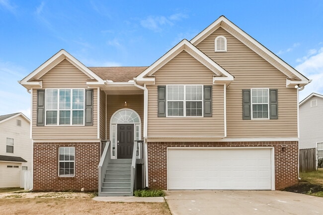 Building Photo - 553 Ransom Way