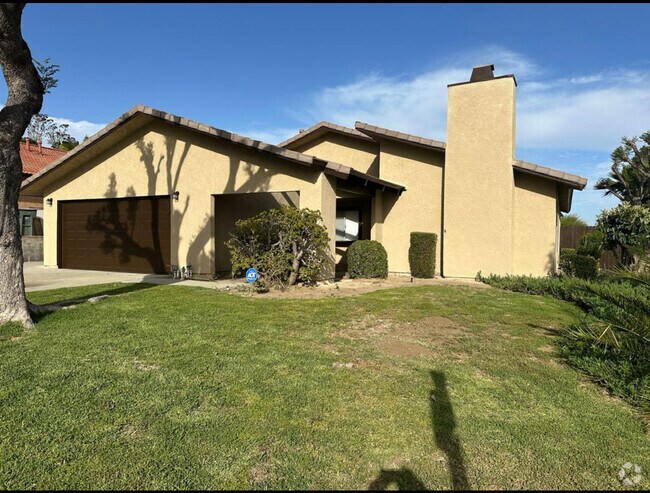 Building Photo - 1602 Viola Pl