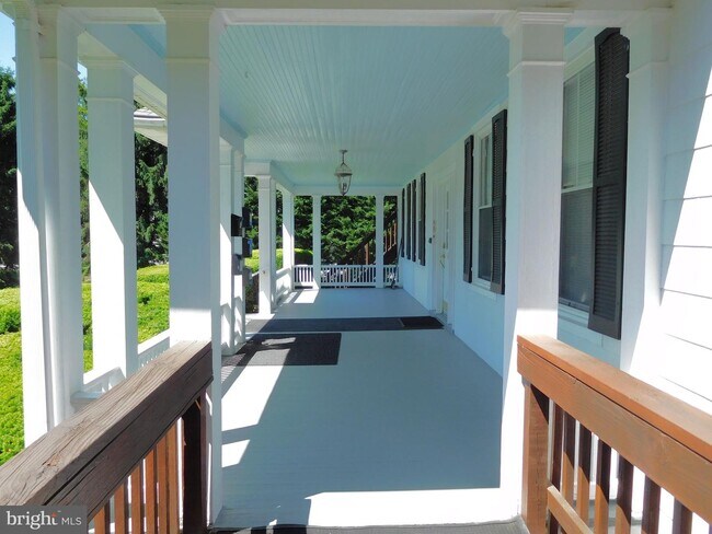 Foto del edificio - 707 N Hickory Ave
